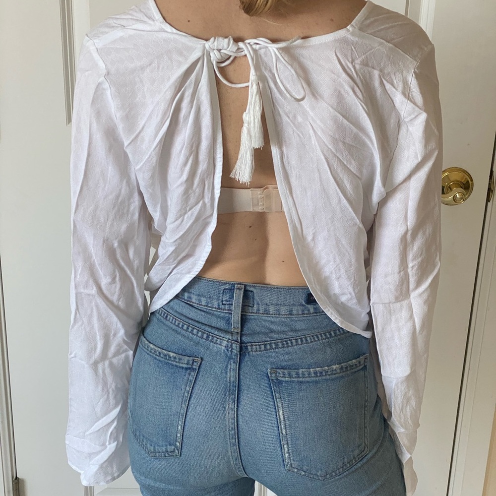 Mura Boutique White Wrap Blouse Small - Picture 2 of 5